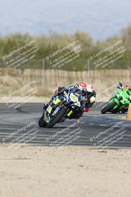 media/Jan-15-2026-Racers Edge (Thu) [[dfebeb70ab]]/2-A Group/Session 5 Turn 2/